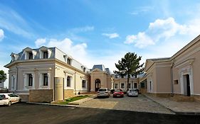 Hotel Saint Germain  4*
